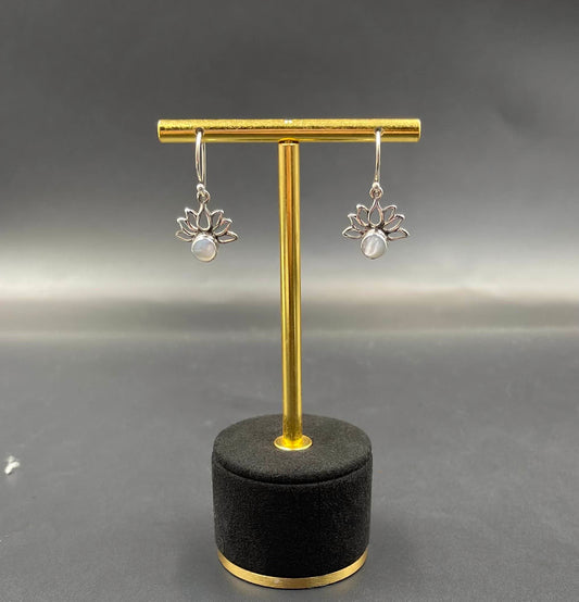 Boucles d'Oreilles Fleur de Lotus Argent 925 Nacre