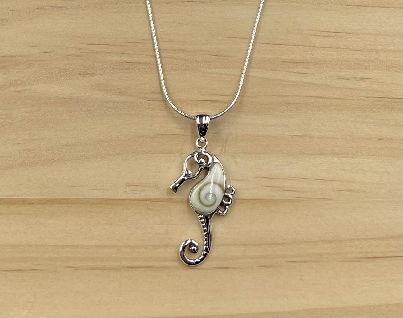 Pendentif Hippocampe Argent 925 Oeil de Ste Lucie
