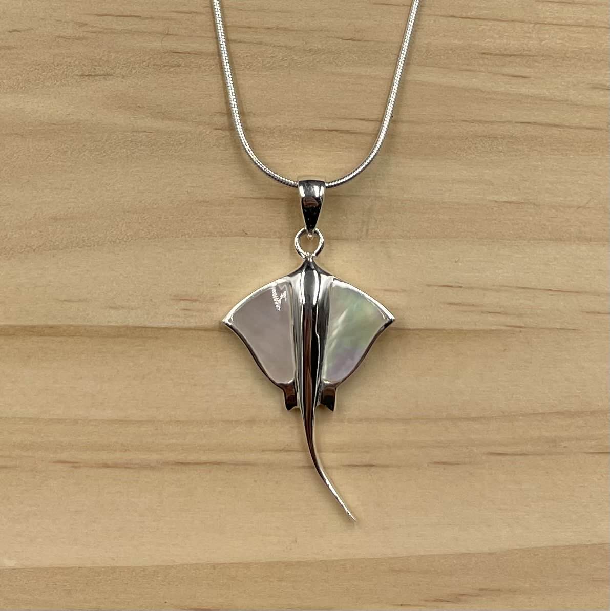 Pendentif Raie Argent 925 Nacre