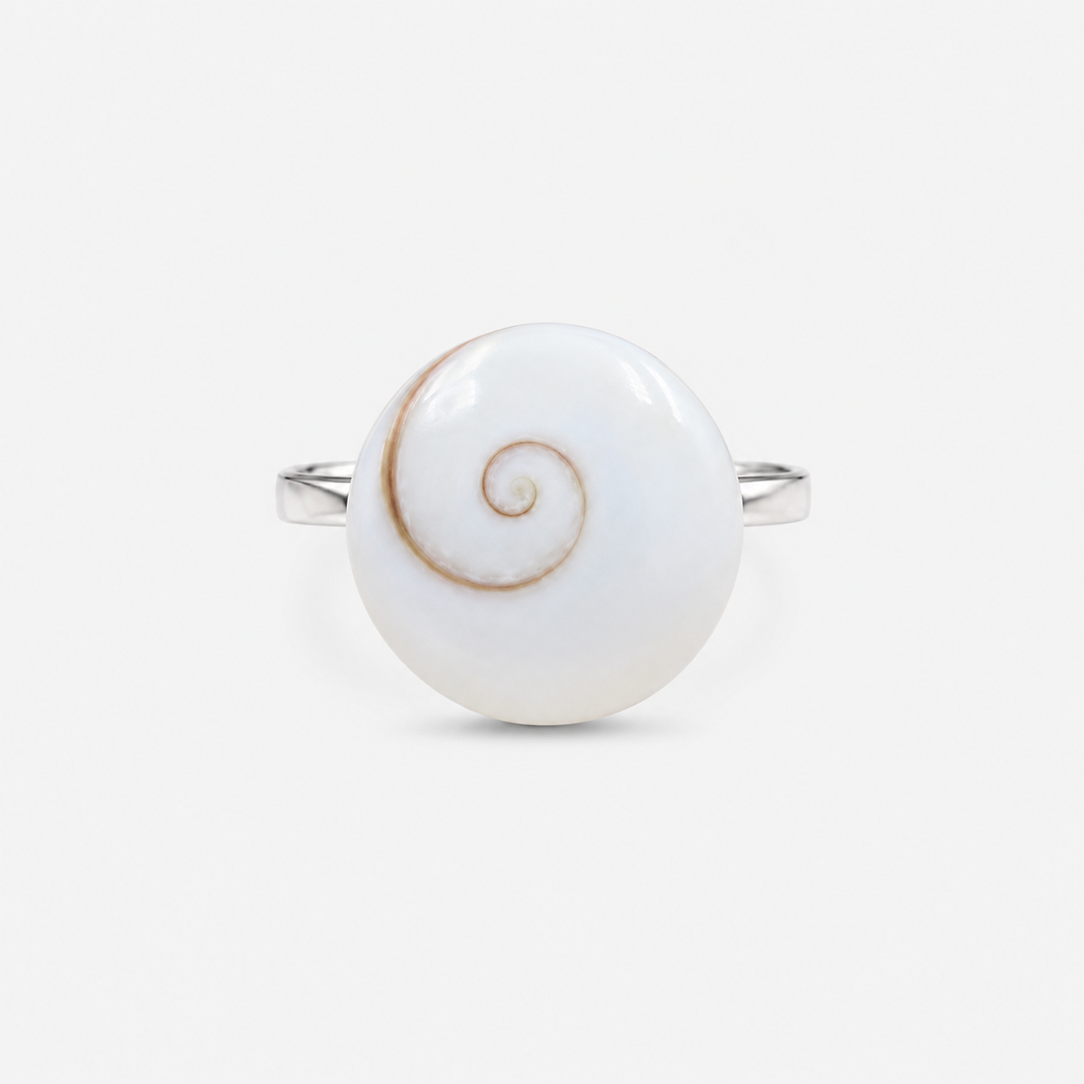 Bague ronde épurée en argent 925 et Œil de Sainte-Lucie naturel