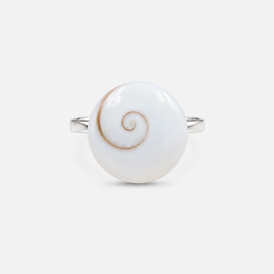 Bague ronde épurée en argent 925 et Œil de Sainte-Lucie naturel