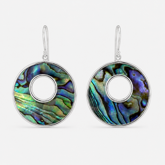 Grandes boucles d'oreilles rondes en argent 925 et abalone naturelle sur fond gris clair
