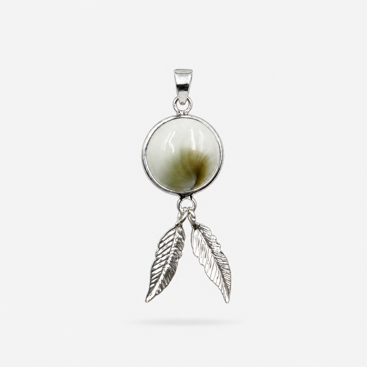 Pendentif attrape-rêves en argent 925 et Œil de Sainte-Lucie naturel, verso