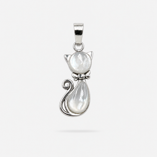 Pendentif chat en Argent 925 et Nacre naturelle sur fond clair