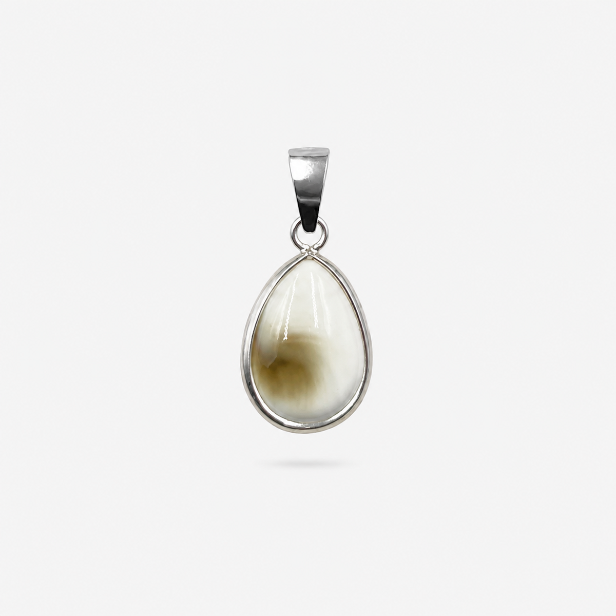 Pendentif goutte en argent 925 et Œil de Sainte-Lucie naturel, verso