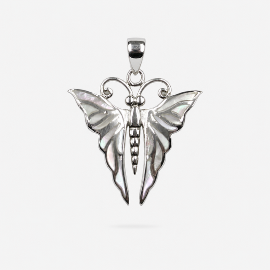 Pendentif papillon en argent 925 et nacre naturelle